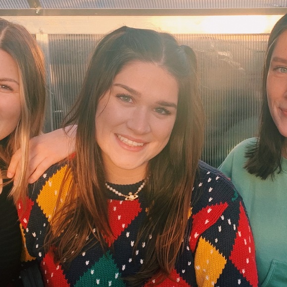 Meet your Posher! - Picture 1 of 1